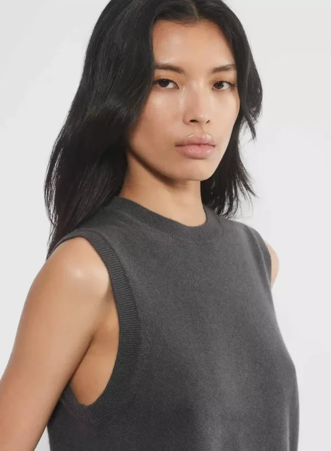 Bare Cashmere Crew Sweater Vest