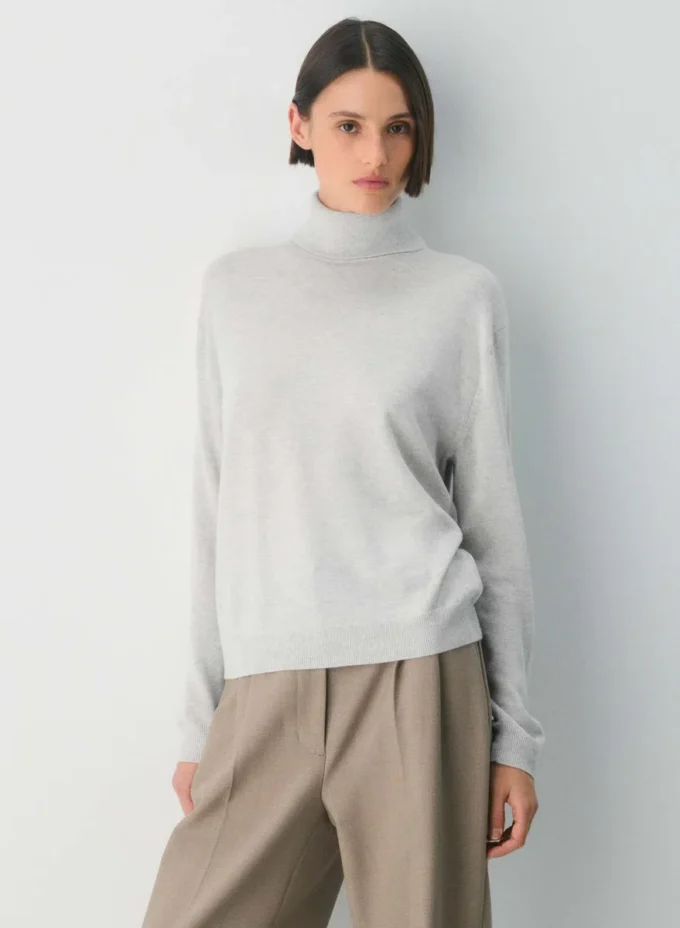 Bare Merino Wool Turtleneck
