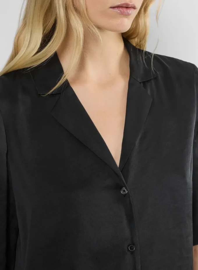 Beso Satin Shirt Beso Satin Shirt