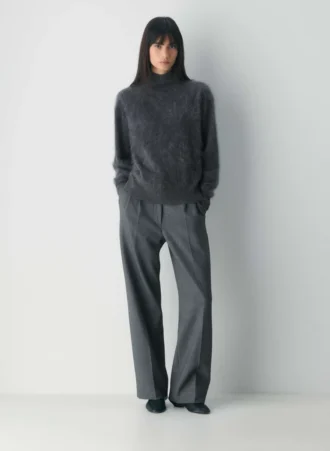 Brushed Cashmere Relaxed Turtleneck