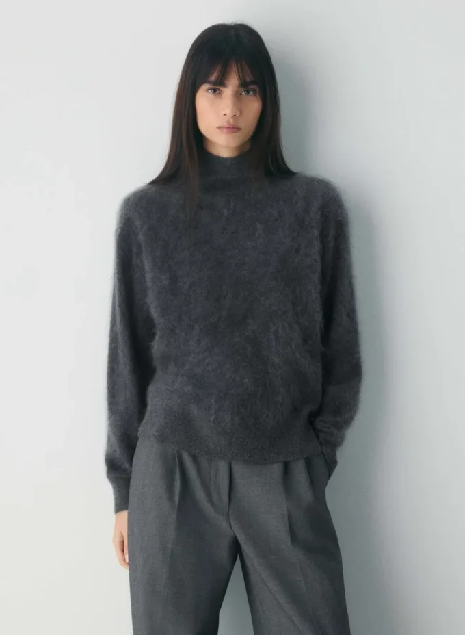 Brushed Cashmere Relaxed Turtleneck