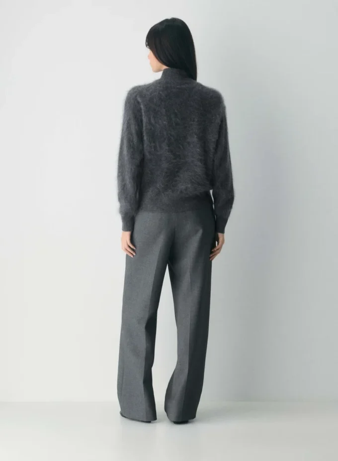 Brushed Cashmere Relaxed Turtleneck