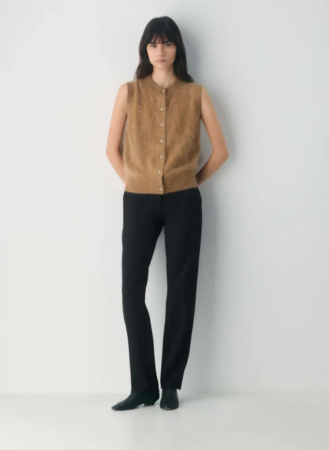 Brushed Cashmere Sleeveless Cardigan