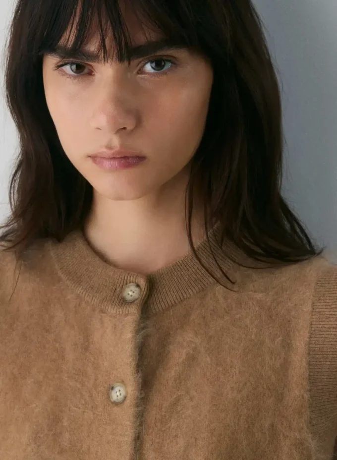 Brushed Cashmere Sleeveless Cardigan