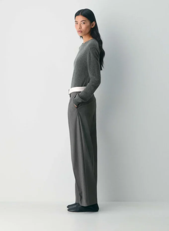 Bureau Pant – (Re)ssential Light