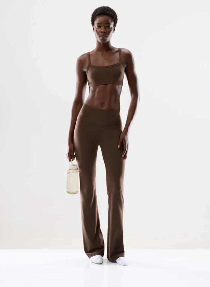 BUTTER Cheeky Hi-Rise Flare 32″ Legging BUTTER Cheeky Hi-Rise Flare 32″ Legging