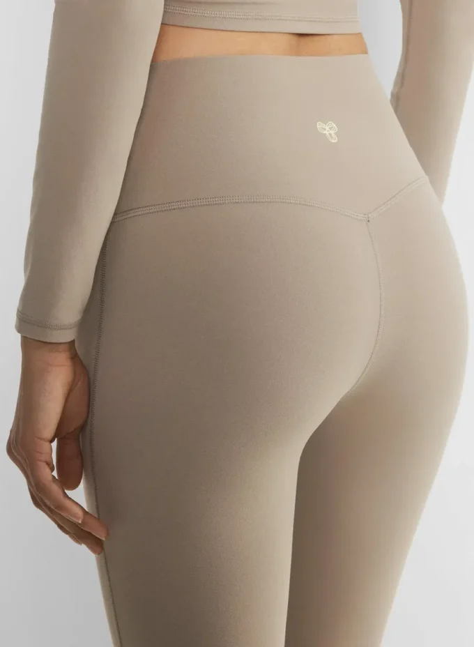 BUTTER Cheeky Hi-Rise Flare Legging BUTTER Cheeky Hi-Rise Flare Legging