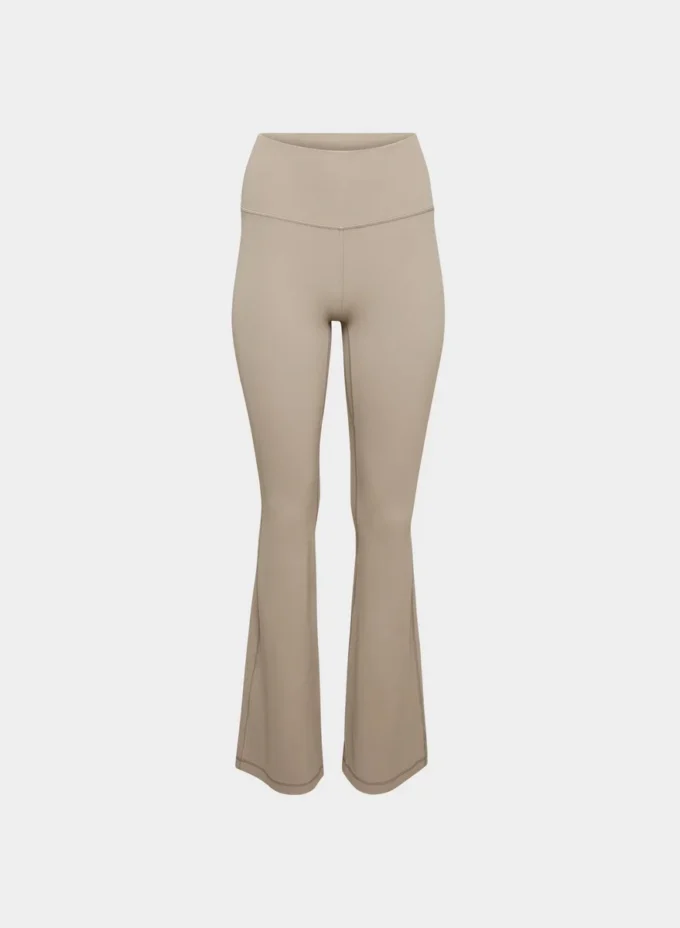 BUTTER Cheeky Hi-Rise Flare Legging BUTTER Cheeky Hi-Rise Flare Legging