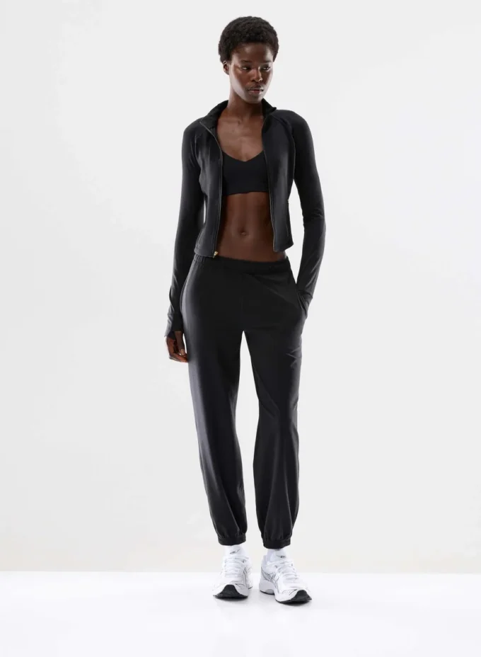 BUTTER Distance Waist Zip Up