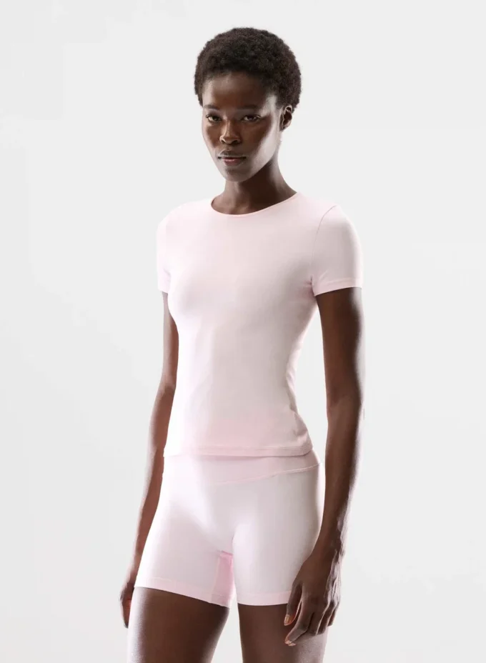 BUTTER Essential T-Shirt BUTTER Essential T-Shirt