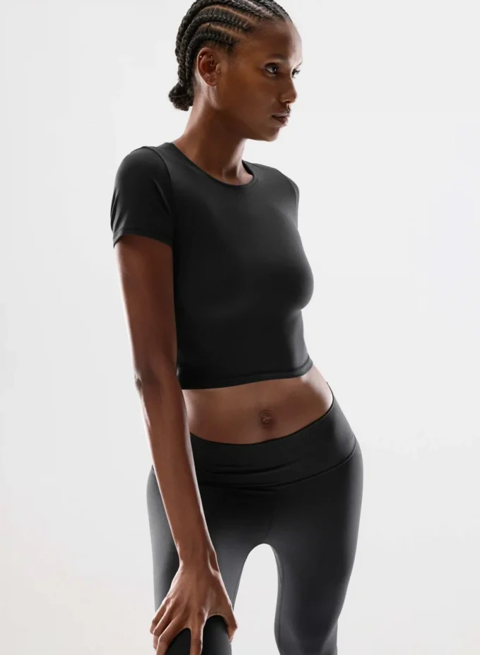 BUTTER Essential Waist T-Shirt BUTTER Essential Waist T-Shirt