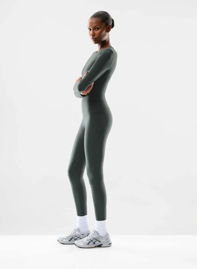 BUTTER New Essential Longsleeve BUTTER New Essential Longsleeve