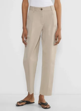 Chino Mid-rise Carrot Pant