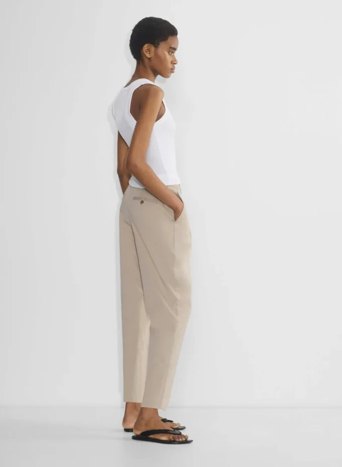 Chino Mid-rise Carrot Pant