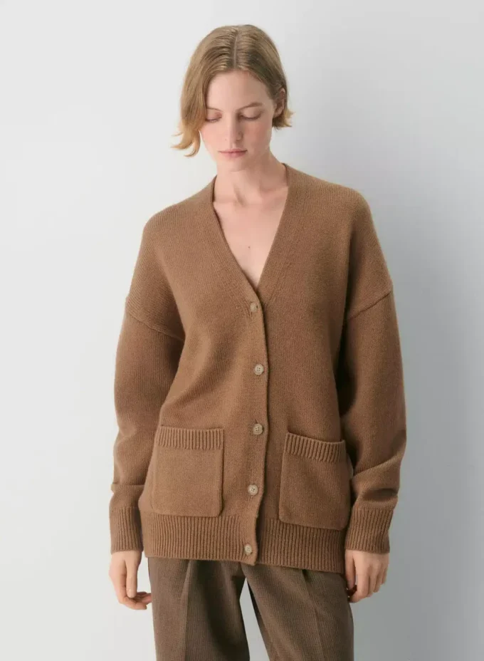 Chunky Merino Wool V-neck Cardigan