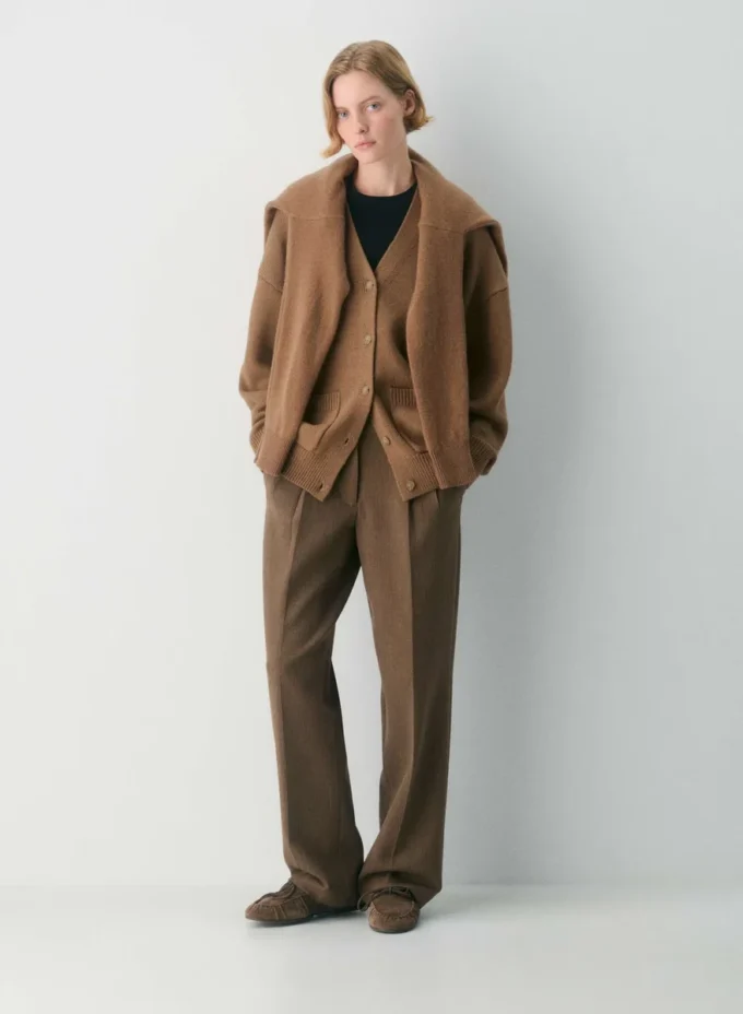 Chunky Merino Wool V-neck Cardigan