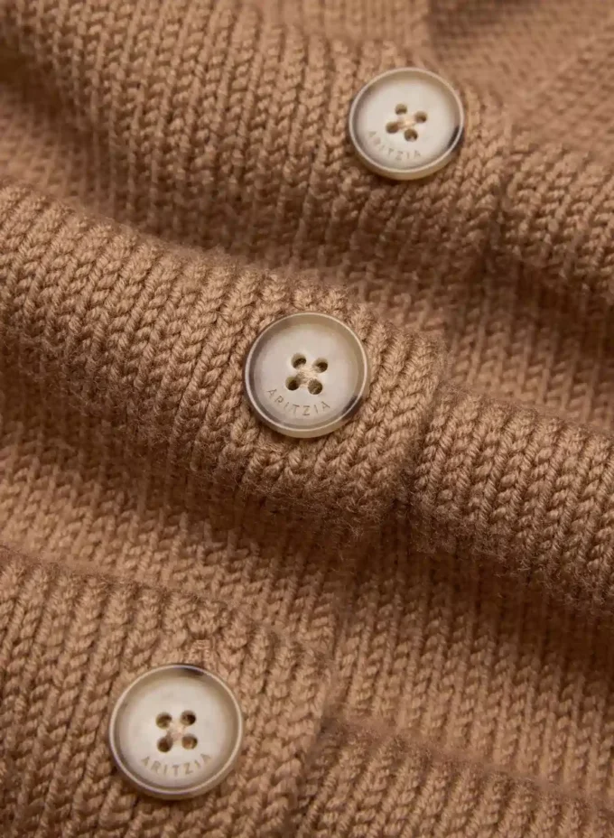 Chunky Merino Wool V-neck Cardigan