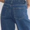 Denim Forum Kai Relaxed Mid-rise Barrel Jean
