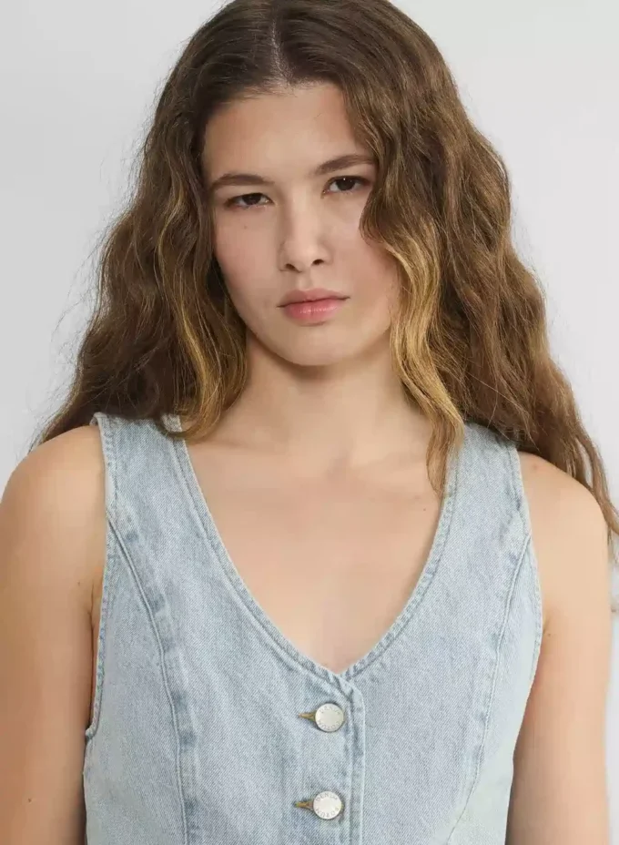 Denim Forum The ’90s Mia Denim Vest Denim Forum The ’90s Mia Denim Vest