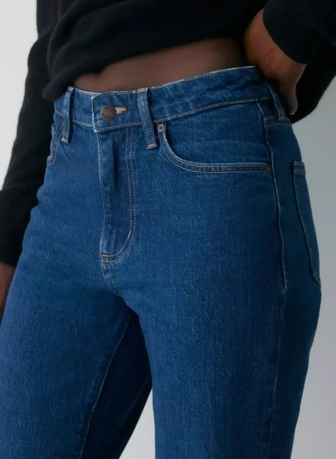 Denim Forum Uma Curve-fit Hi-rise Straight Jean Denim Forum Uma Curve-fit Hi-rise Straight Jean