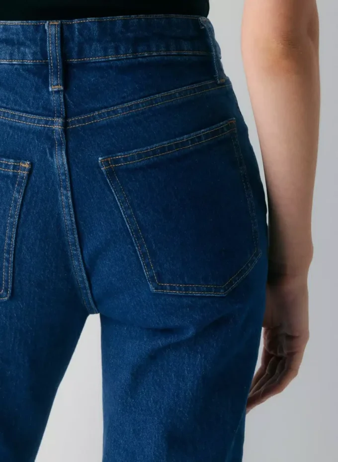 Denim Forum Uma Hi-rise Straight Jean Denim Forum Uma Hi-rise Straight Jean