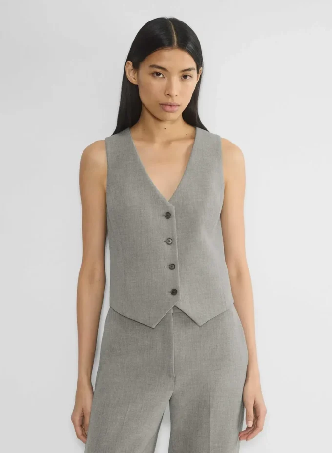 Deniro Vest – (Re)ssential