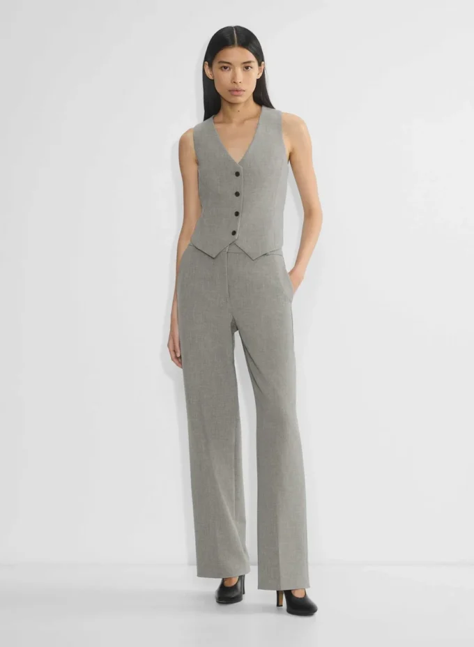 Deniro Vest – (Re)ssential