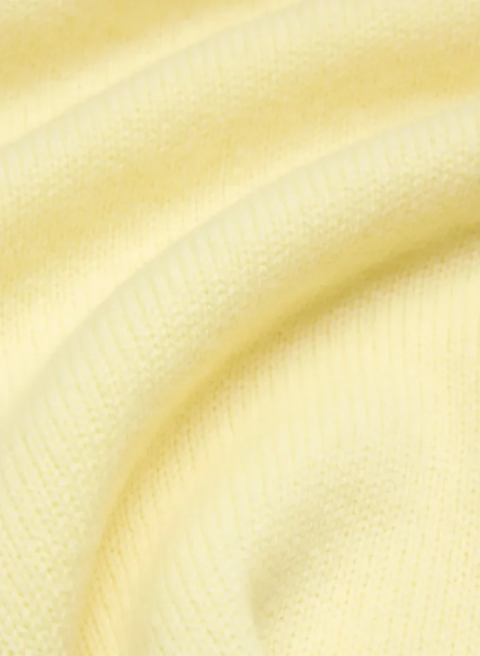 Essential Cashmere Relaxed Crew Vest Essential Cashmere Relaxed Crew Vest