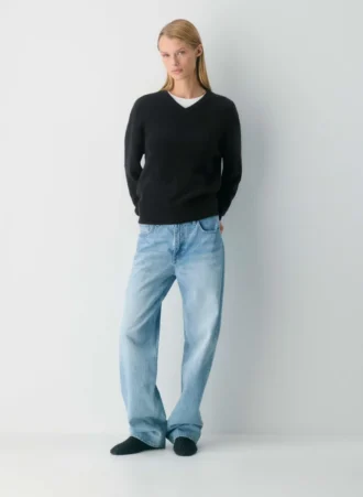 Essential Cashmere Relaxed V-neck Sweater