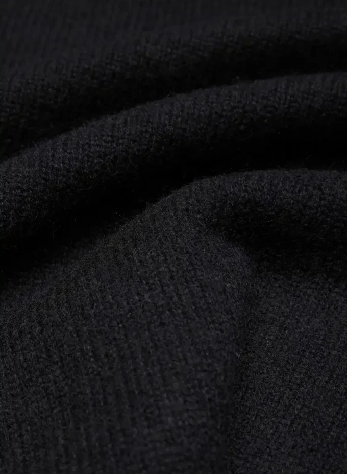 Essential Cashmere Relaxed V-neck Sweater Essential Cashmere Relaxed V-neck Sweater