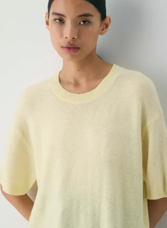 Feather Cashmere Relaxed Shortsleeve Sweater