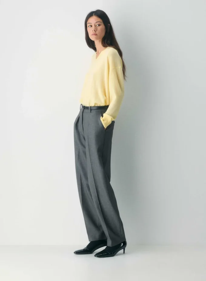 Feather Cashmere Relaxed V-neck Sweater