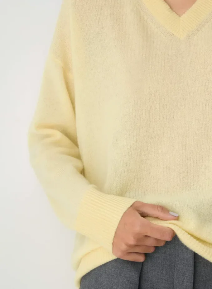 Feather Cashmere Relaxed V-neck Sweater