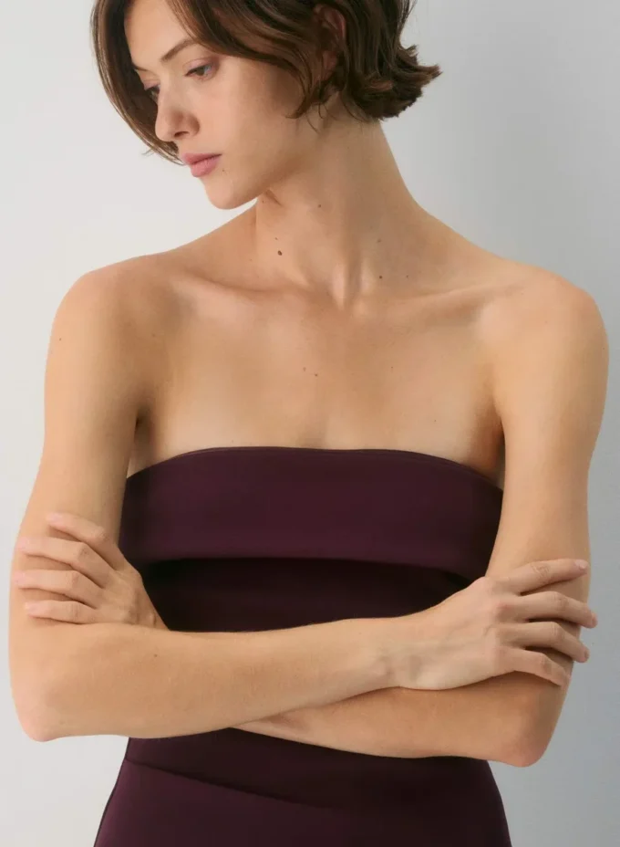 FigureKnit™ Eyecatcher Dress