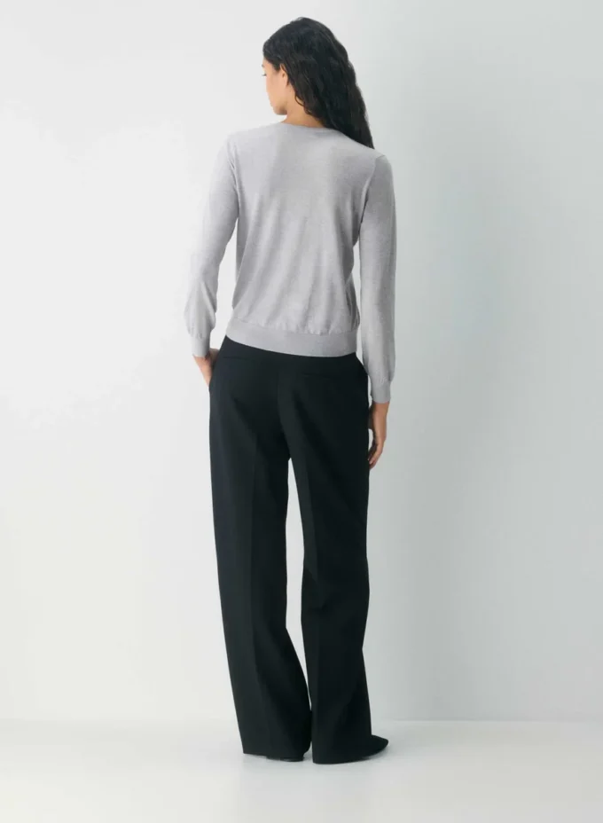 Fine Merino Wool Scoopneck Sweater