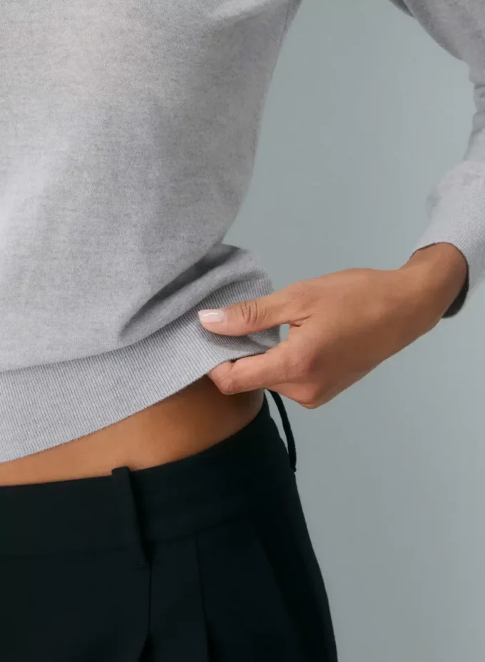 Fine Merino Wool Scoopneck Sweater