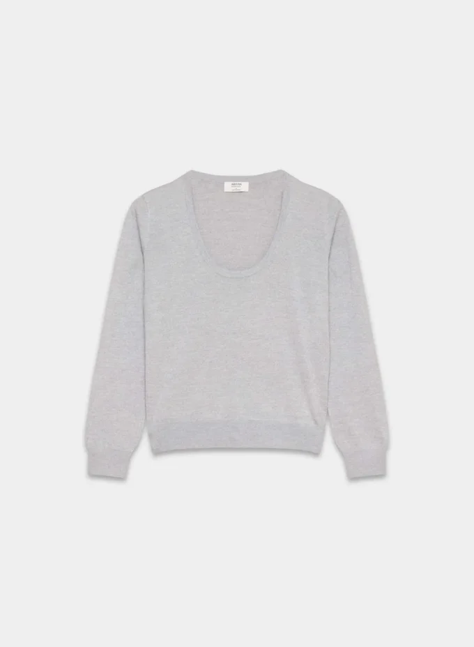 Fine Merino Wool Scoopneck Sweater