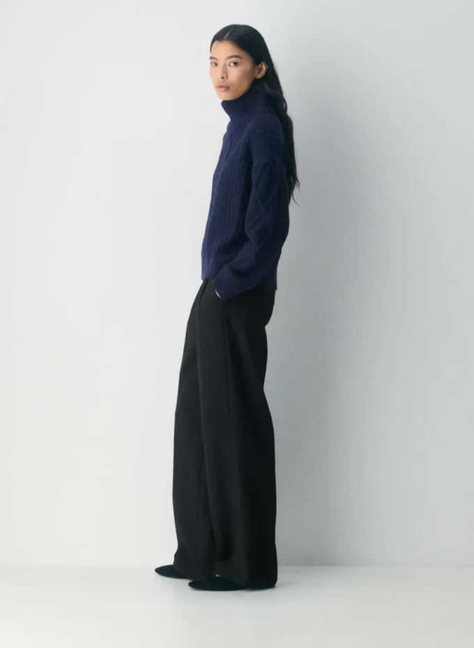 Heritage Knit Merino Wool Hi-hip Turtleneck Heritage Knit Merino Wool Hi-hip Turtleneck