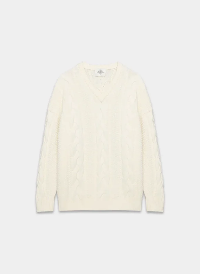 Heritage Knit Merino Wool V-neck Sweater Heritage Knit Merino Wool V-neck Sweater