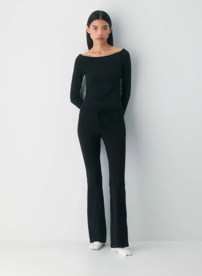 HomeStretch™ Smooth Flare Pant