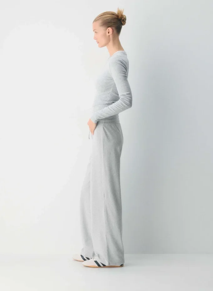 HomeStretch™ Smooth Mid-Rise Pant