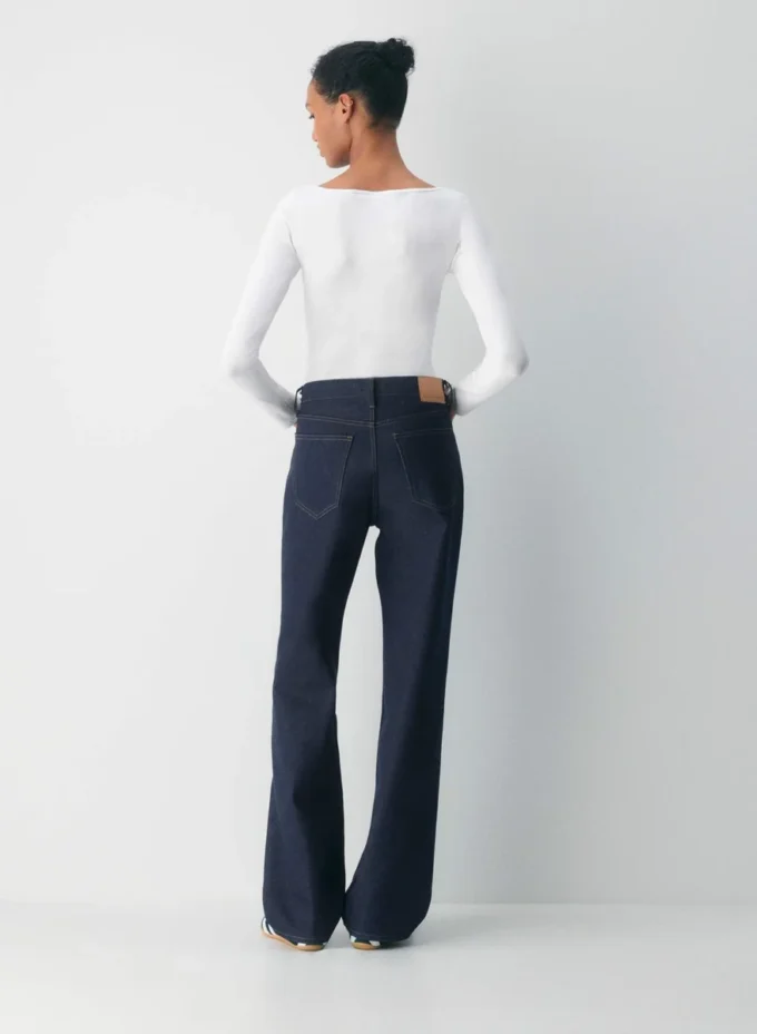 HomeStretch™ Smooth Wide Scoopneck Longsleeve HomeStretch™ Smooth Wide Scoopneck Longsleeve