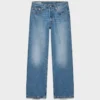 Levi’s 501 ’90s Lightweight Jean Levi’s 501 ’90s Lightweight Jean
