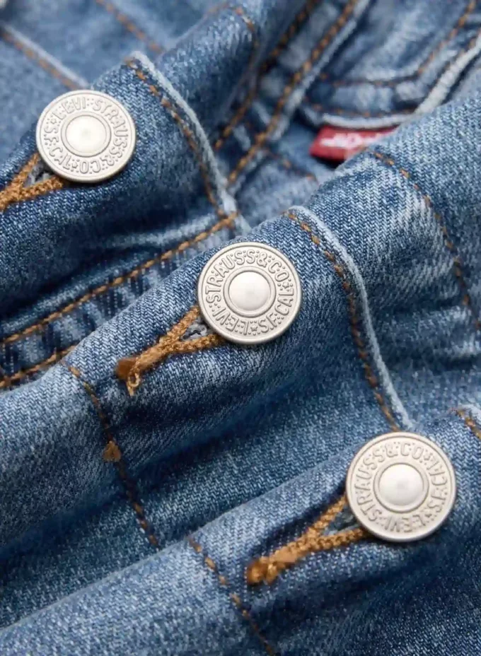 Levi’s Shrunken ’90s Trucker Jacket Levi’s Shrunken ’90s Trucker Jacket