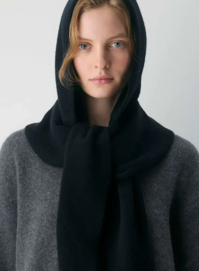 Lumen Wool Cashmere Hooded Scarf