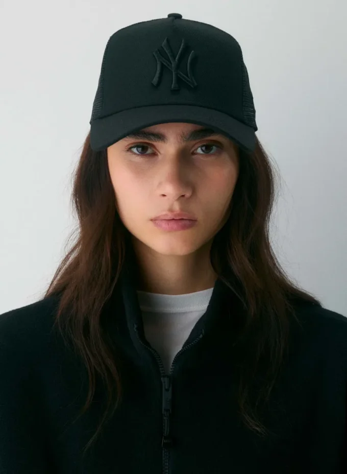 New Era New York Yankees 940 A-Frame Trucker Hat