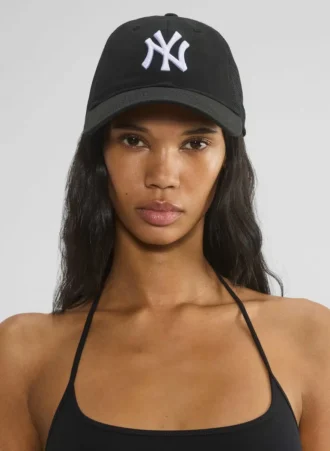 New Era New York Yankees 9TWENTY Trucker Hat