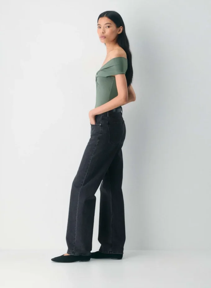 Original Contour Twist Off-shoulder Top