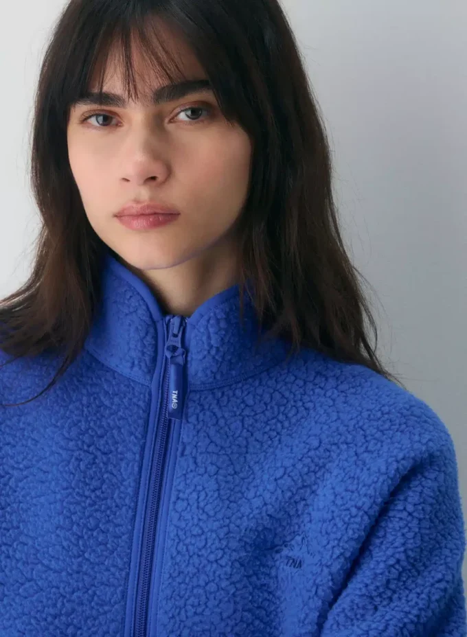 Polartec® Thermal Pro™ Mockneck Hi-hip Zip-up Polartec® Thermal Pro™ Mockneck Hi-hip Zip-up