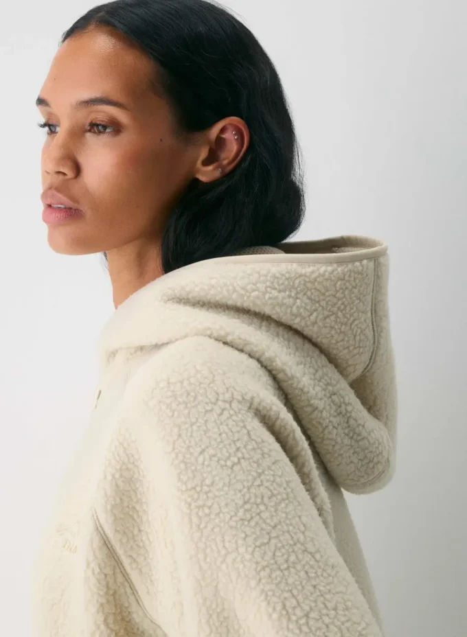 Polartec® Thermal Pro™ Raglan Zip Hoodie Polartec® Thermal Pro™ Raglan Zip Hoodie